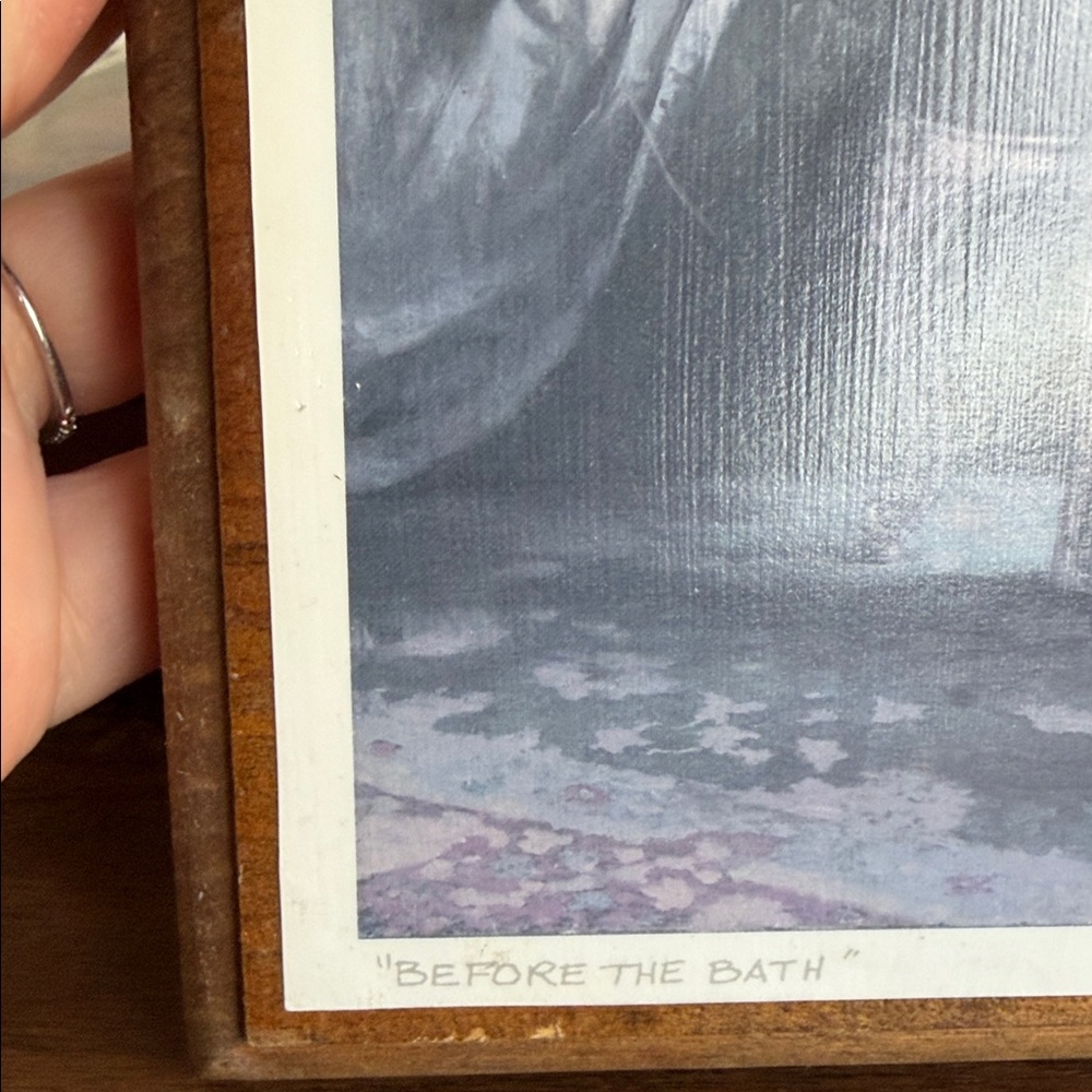 2 Art Prints mounted on board -Paul Peel “After the bath” and “Before the Bath” - Picture 7 of 12